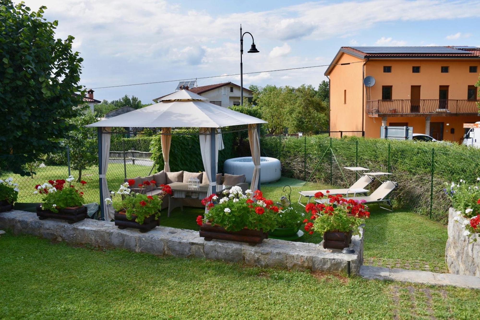 Al Vecchio Glicine Bed & Breakfast Gabria Exterior photo